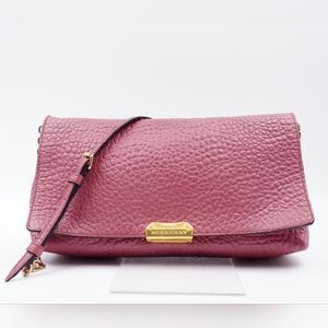 (MT263)  BURBERRY Signature Grain Mildenhall Shoulder/Crossbody Bag